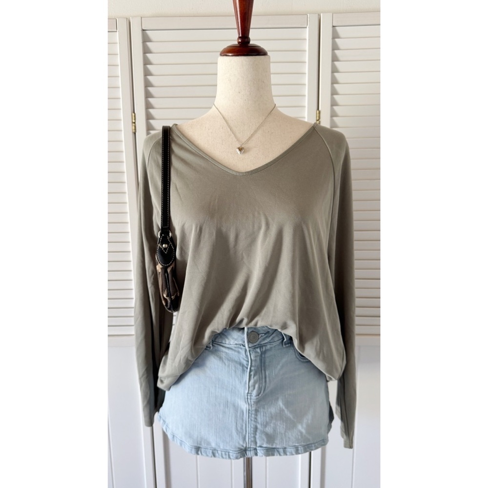 Lauren Felt Los Angeles Muted Green Loose Long Sleeve Top